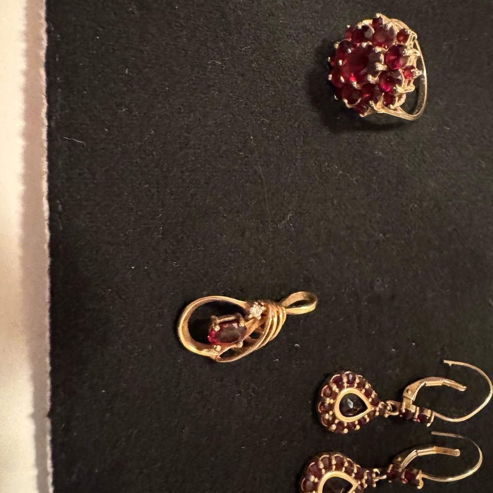14K Solid Gold Garnet Jewelry Set-Ring,Earrings,Pendant-11.3g - Picture 2 of 11